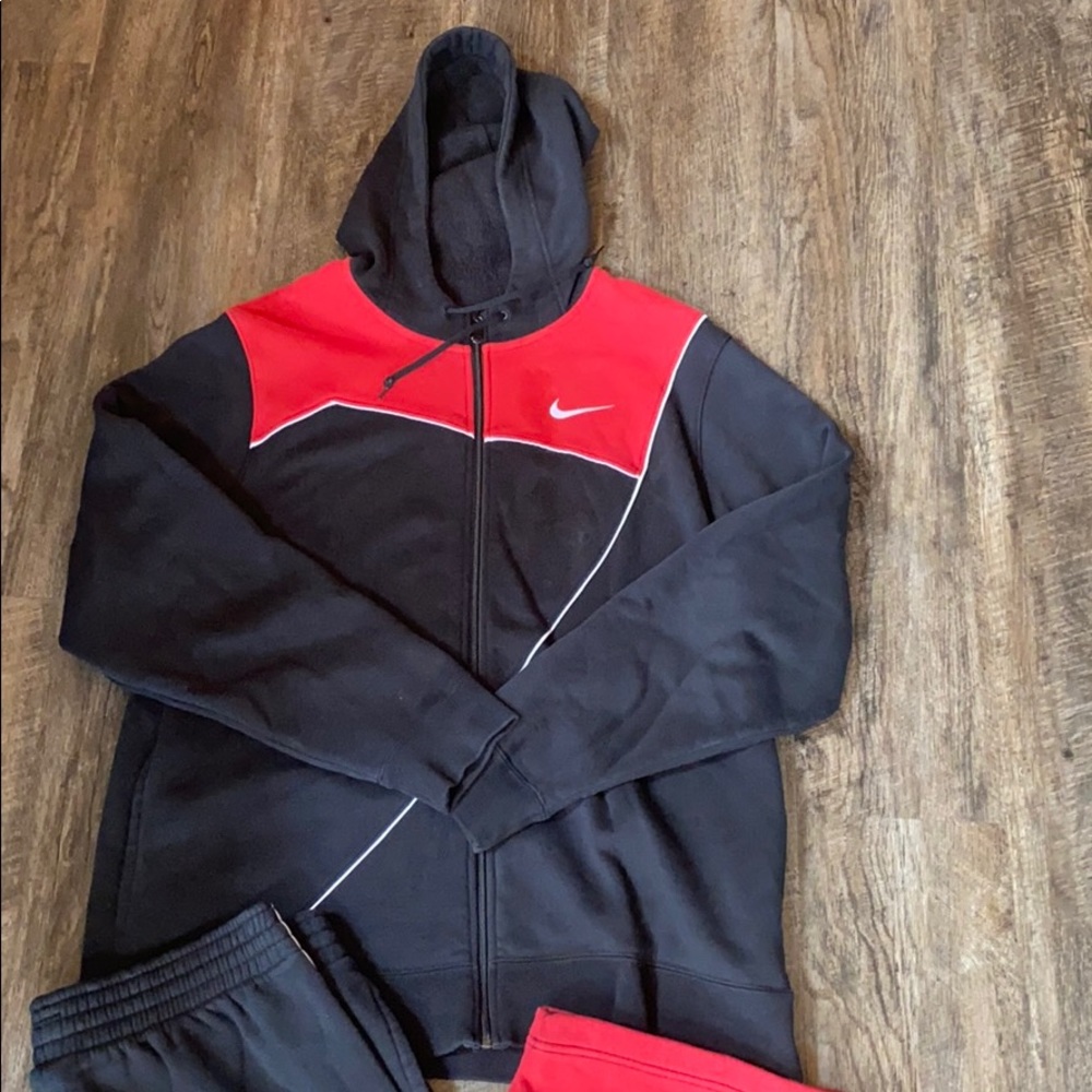 Retro Nike Sweatsuit